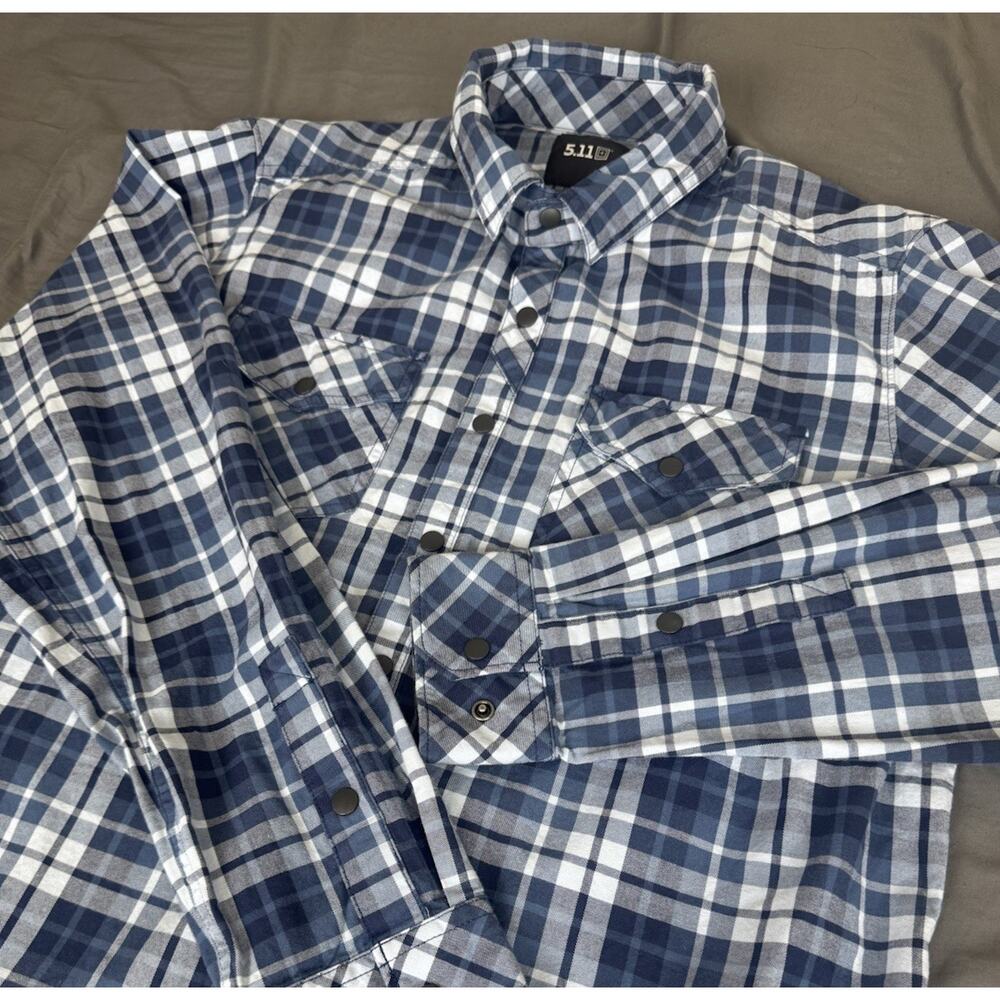 5.11 Tactical Men’s Medium Blue Plaid Snap Button Utility Work Long Sleeve Shirt